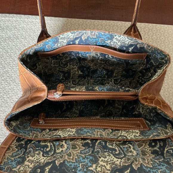 Tignanello Tan Croc Embossed Leather Shoulder Bag - Picture 9 of 13